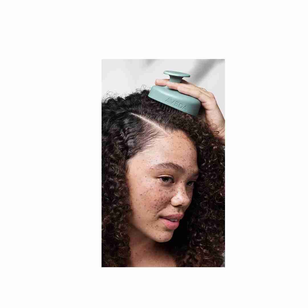 Scalp Solutions Massager Brush1 | Charm and Champagne Scalp Solutions Massager Brush1| Charm and Champagne